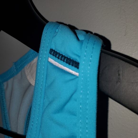 Athleta Energy Tank Top Built In Bra Teal Women's Size Small - Picture 6 of 16